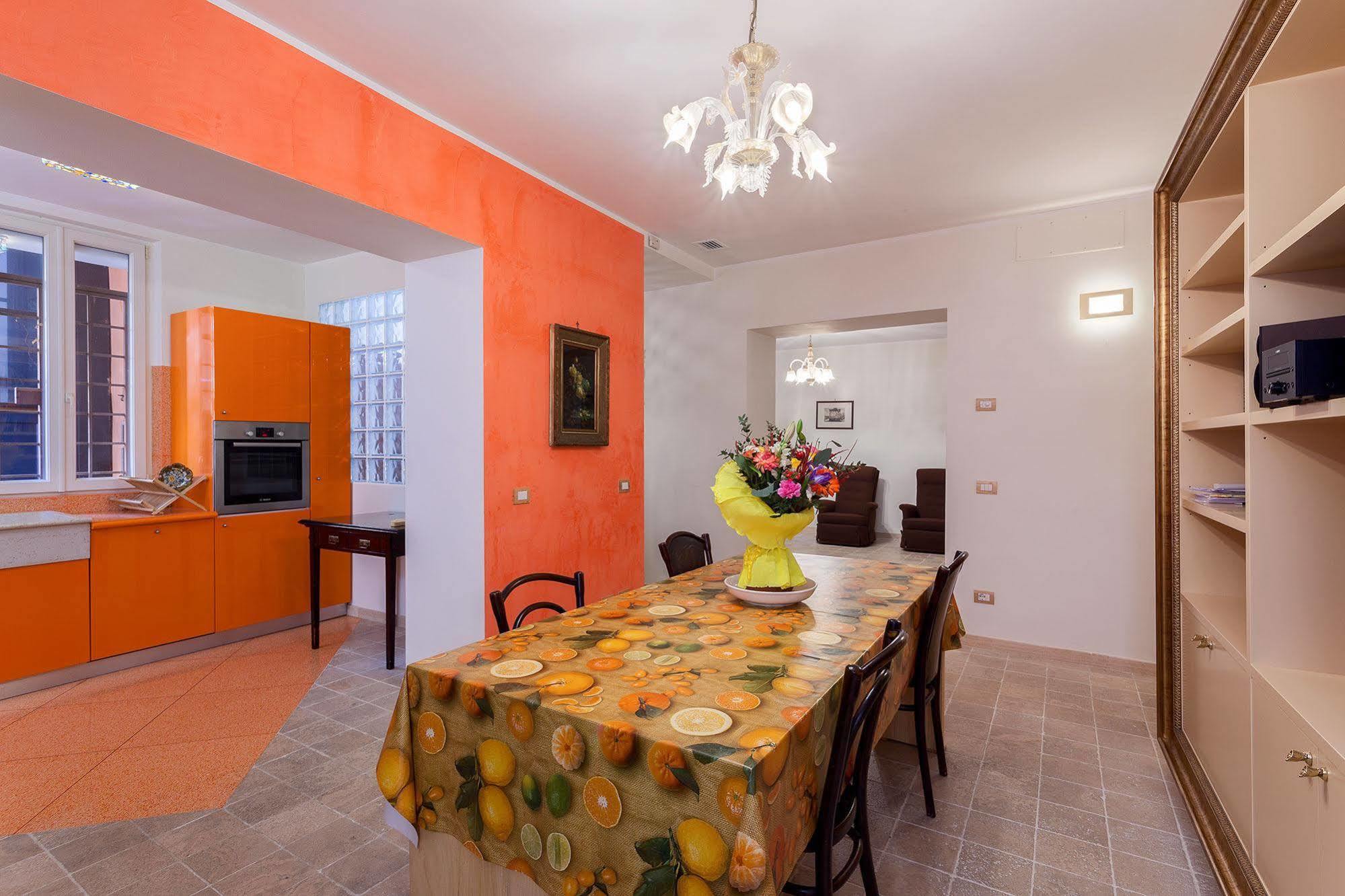 Dimora Storica Palazzo Marescalchi Belli Apartment Rome Exterior photo
